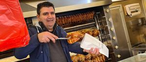 Sarhat Darbandi und sein Hähnchengrill.