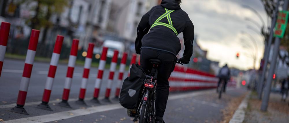 Neue geschützte Radwege auf dem Tempelhofer Damm