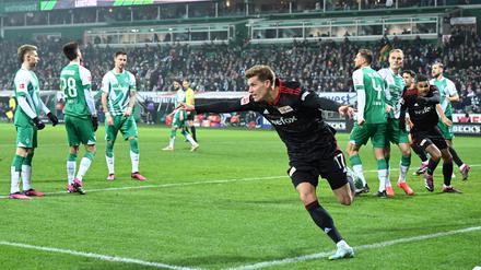Hellwach. Kurz nach der Pause bringt Kevin Behrens den 1. FC Union in Bremen in Führung.