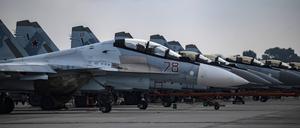 Die russischen Kampfjets sollen der iranischen Luftwaffe zu mehr Schlagkraft verhelfen.