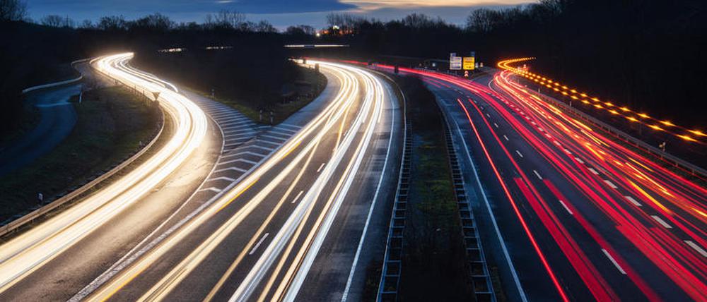 Braucht es noch mehr davon? die Ampel streitet über Autobahnen. 