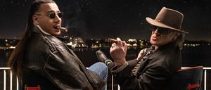 Der Rapper Apache 207 und Udo Lindenberg haben einen gemeinsamen Song bei Warner Music veröffentlicht. 