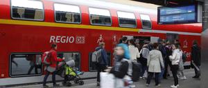 Ab 1. Mai können Reisende Regionalzüge für 49 Euro im Monat nutzen.