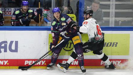 Frank Mauer (l.) erzielte das zwischenzeitliche 1:1.
