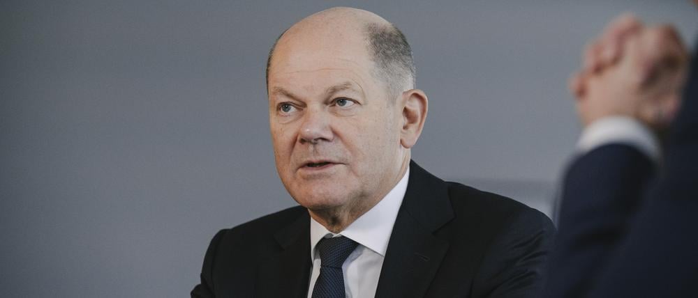 Bundeskanzler Olaf Schoz (SPD) im Tagesspiegel-Interview mit Chefredakteur Christian Tretbar, Maria Fiedler und Christopher Ziedler.