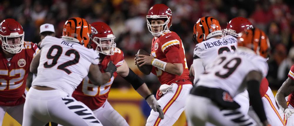 Quarterback Mahomes (15) hat die Kansas City Chiefs gegen die Cincinnati Bengals zum Sieg geführt.