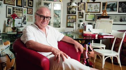 Michael Köhlmeier 2021 in seiner Wohnung