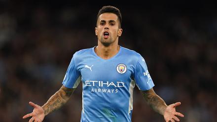 Joao Cancelo von Manchester City feiert den fünften Treffer seiner Mannschaft. 