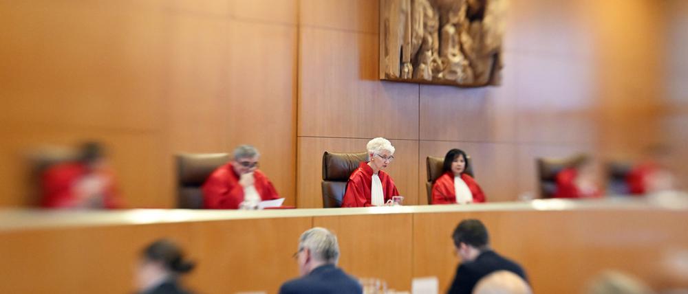 Der Zweite Senat beim Bundesverfassungsgericht ist für die Verfassungsbeschwerden zuständig.