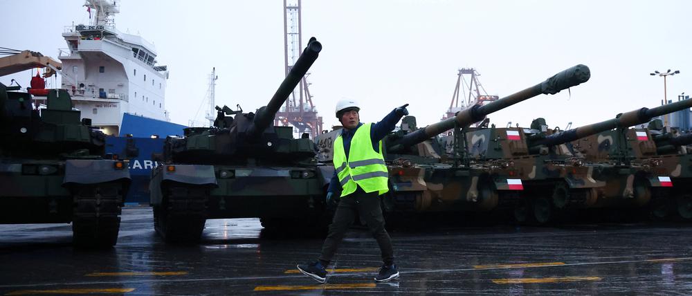 Bereits im Dezember 2022 bekam Polen die erste Lieferung südkoreanischer K2-Black-Panther-Panzer und K9-Panzerhaubitzen.