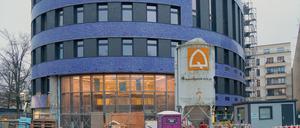 Der Rohbau des neuen Berliner Campus, den die jüdische Gemeinde Chabad Lubawitsch in Wilmersdorf errichtet.