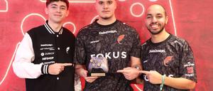 Dylan Neuhausen, Koray Kücükgünar und Mohammed Harkous (v. l.) haben mit Delay Sports den Titel gewonnen.