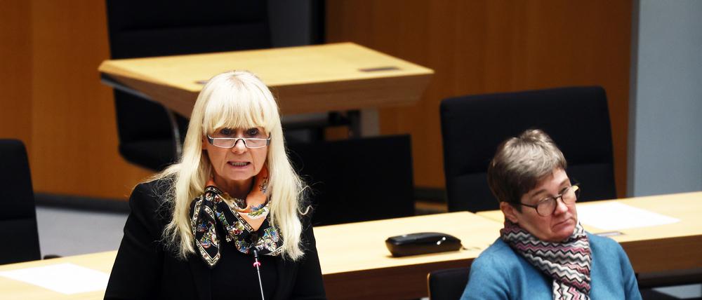 Innensenatorin Iris Spranger (SPD) und Gesundheitssenatorin Ulrike Gote (Grüne) im Abgeordnetenhaus.
