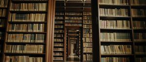 Umberto Ecos Bibliothek in seiner Mailänder Wohnung.