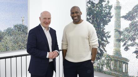 Kai Wegner und Joe Chialo        