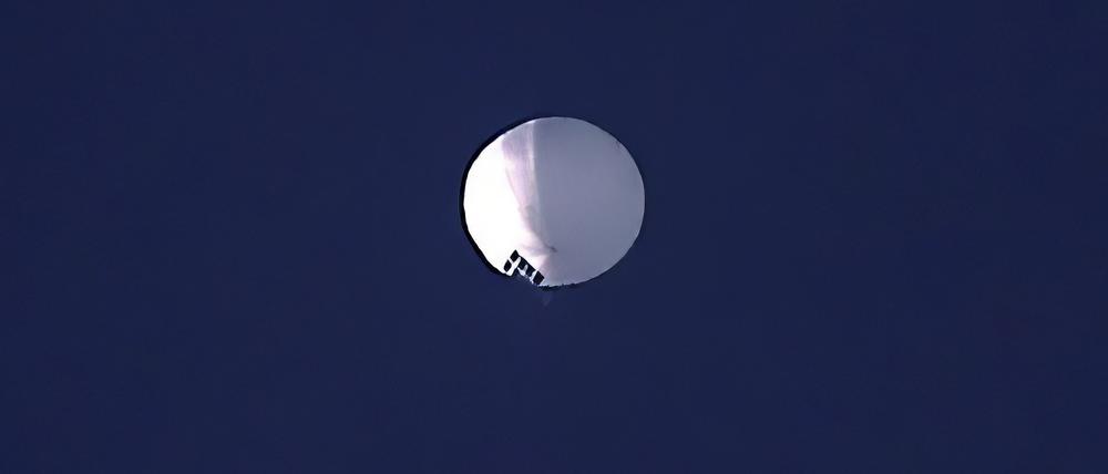 Ein chinesischer Höhenballon schwebt über Billings im US-Bundesstaat Montana.