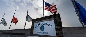 Im US-Gefangenenlager Guantánamo auf Kuba sind mehr als zwei Jahrzehnte nach den Anschlägen vom 11. September noch Dutzende Häftlinge untergebracht.