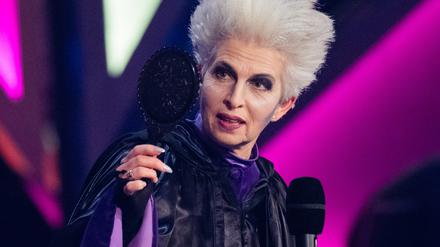 Tierisch ernst genommen: Marie-Agnes Strack-Zimmermann in ihrer Karnevalsrede  
