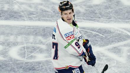 Matt White traf für die Eisbären zweimal gegen Augsburg.