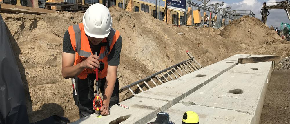 Finn W. macht eine Ausbildung zum Geomatiker und ist im zweiten Lehrjahr.