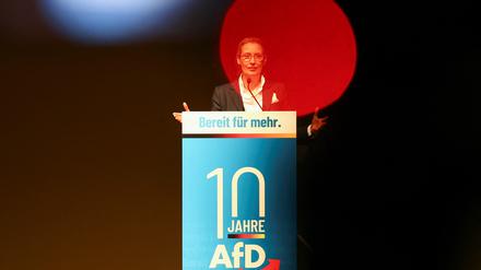 Alice Weidel spricht im hessischen Königstein.