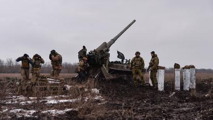 Ukrainische Soldaten in Bachmut. 
