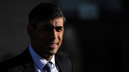 Rishi Sunak hat sein Kabinett neu zugeschnitten (Archivbild).