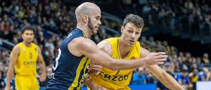 Spieler wie Nick Calathes (links) kannte Yanni Wetzell bis vor Kurzem nur aus dem Fernsehen.