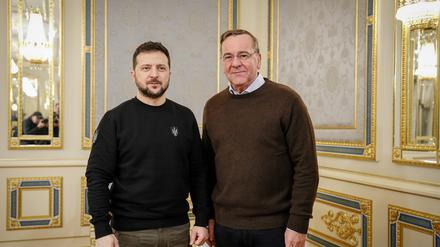 Boris Pistorius (r, SPD) und Wolodymyr Selenskyj, Präsident der Ukraine.