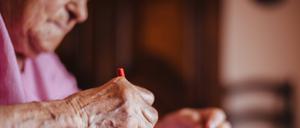 Untersuchungen zeigen, dass das Leben in einer Pflegeoase das Aufmerksamkeitsniveau von Demenz-Patienten steigern kann.