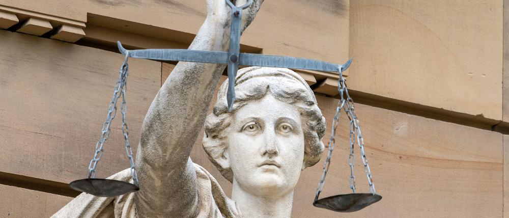 Statue der Göttin Justitia, Symbolbild