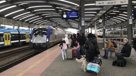 Deutsch-polnische Zugverbindung, Bahnhof Kattowitz