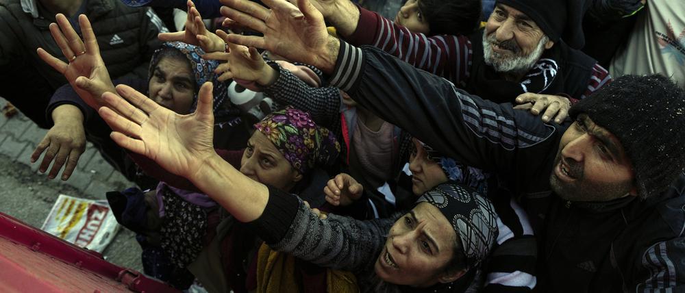 Das Erdbeben in der türkisch-syrischen Grenzregion hat mehrere Millionen Menschen getroffen.