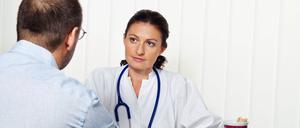 Ärztinnen machen mittlerweile mehr als die Hälfte aller ambulanten Mediziner aus.