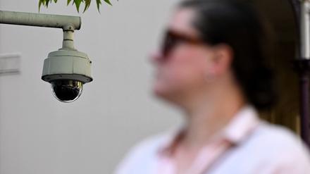 Australiens Verteidigungsministerium hat angeordnet, chinesische Sicherheitskameras in Regierungsgebäuden zu entfernen.