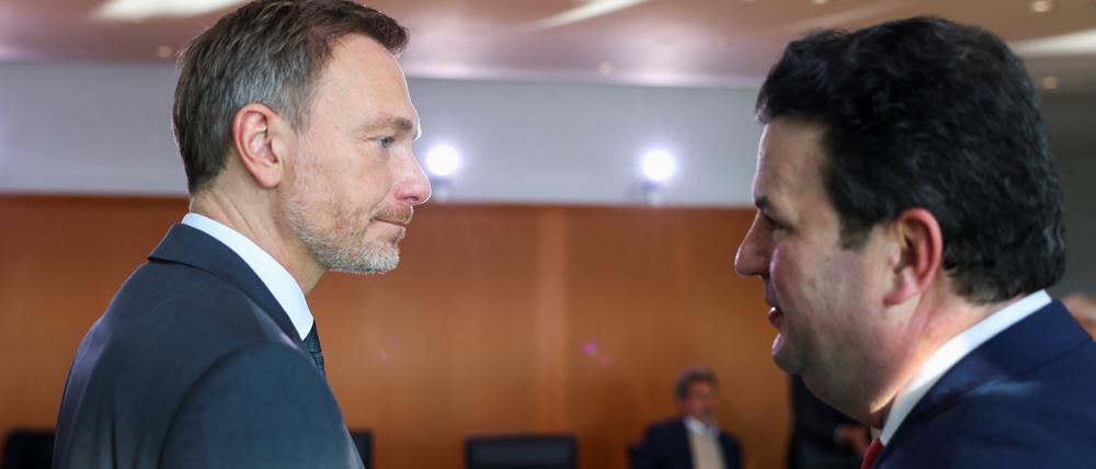 Das Ringen um die Rente hält an, vor allem zwischen der FDP von Finanzminister Lindner (l.) und der SPD von Arbeitsminister Heil.