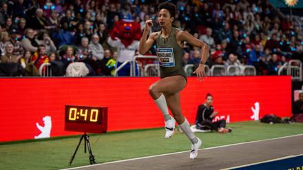 Die deutsche Leichtathletin Malaika Mihambo nahm am Weitsprungwettbewerb beim Istaf Indoor in Düsseldorf Ende Januar 2023 teil.