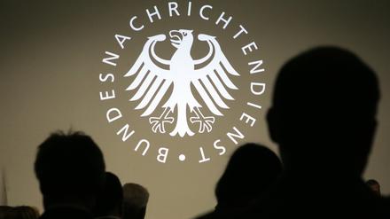 Die aktuellen Ermittlungen gegen den BND-Mitarbeiter wegen des Verdachts des Landesverrats zeigten einen „dringenden Handlungsbedarf“ zur Reform der Verfahren bei Sicherheitsüberprüfungen, so das Kontrollgremium.