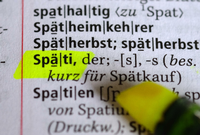 Garantiert keine Fake News. Das Wort Späti steht jetzt im Duden. Icke auch. Über 5000 neue Wörter wurden dem deutschen Sprachwortschatz hinzugefügt.