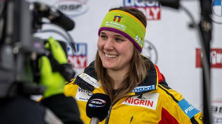 Geht auch allein. Siegerin Lisa Buckwitz in Innsbruck.