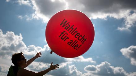 Protest der Initiative Wahlrecht für Alle auf dem Tempelhofer Feld.