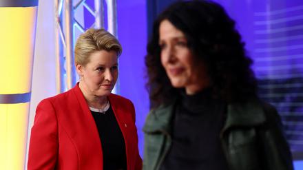 Das Ende einer kurzen Zusammenarbeit: Die Regierende Bürgermeisterin Franziska Giffey (SPD) und ihre Stellvertreterin Bettina Jarasch (Grüne) werden im künftigen Senat nicht mehr zusammenarbeiten.