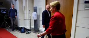 Aus dem Weg gegangen: Franziska Giffey (SPD) und Kai Wegner (CDU) am Sonntagabend im Abgeordnetenhaus.