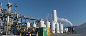 Frankreich befürwortet den Vorschlag: Die Regierung setzt explizit auch auf sogenannten roten Wasserstoff, der mit Atomenergie hergestellt wird.