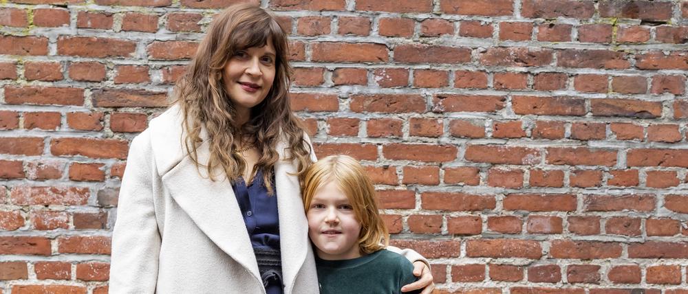 Sonja Heiss und Camille Loup Moltzen beim Dreh zu „Wann wird es endlich wieder so, wie es nie war?“