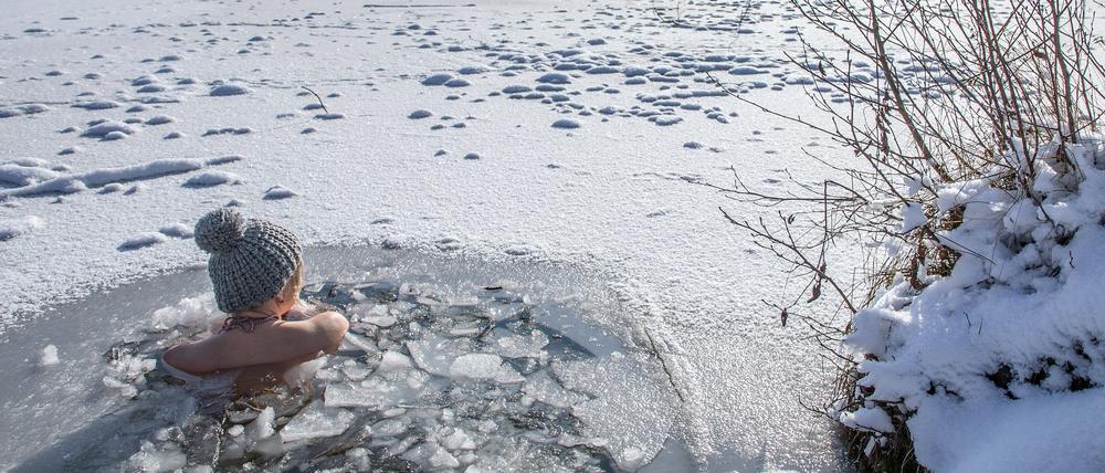 Eisbaden ist in ganz Deutschland zum Trend geworden.
