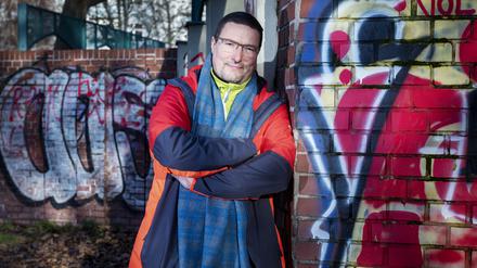 Der Vorsitzende der ehrenamtlichen Richter (Schöffen) Prof. Norman Uhlmann auf dem Leopoldplatz, in Berlin-Wedding.