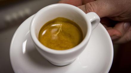 Espresso hat nicht nur besonders viel Aroma, sondern enthält auch viele sekundäre Pflanzenstoffe, die der Gesundheit förderlich sind.