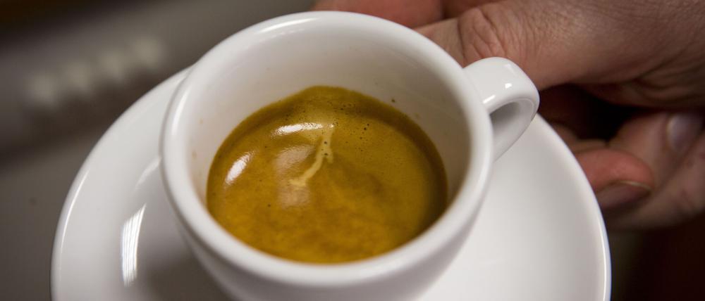 Espresso hat nicht nur besonders viel Aroma, sondern enthält auch viele sekundäre Pflanzenstoffe, die der Gesundheit förderlich sind.