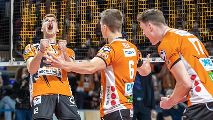 Einzug ins Viertelfinale. Nach dem Sieg gegen Ankara kannte der Jubel der Volleys keine Grenzen. 